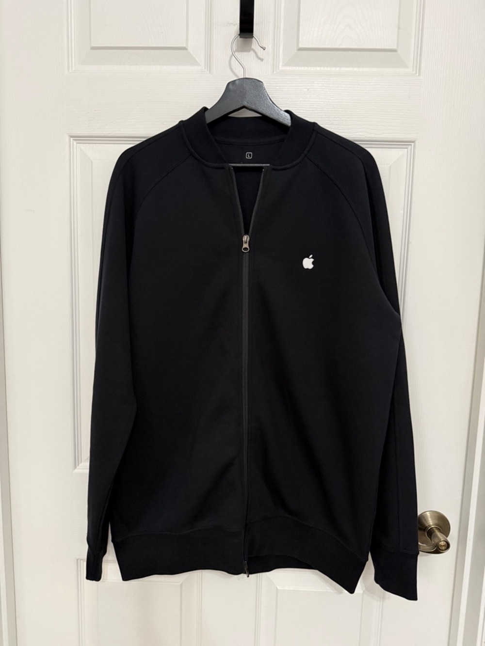 Apple Men’s Black Full-Zip black Logo Sweater